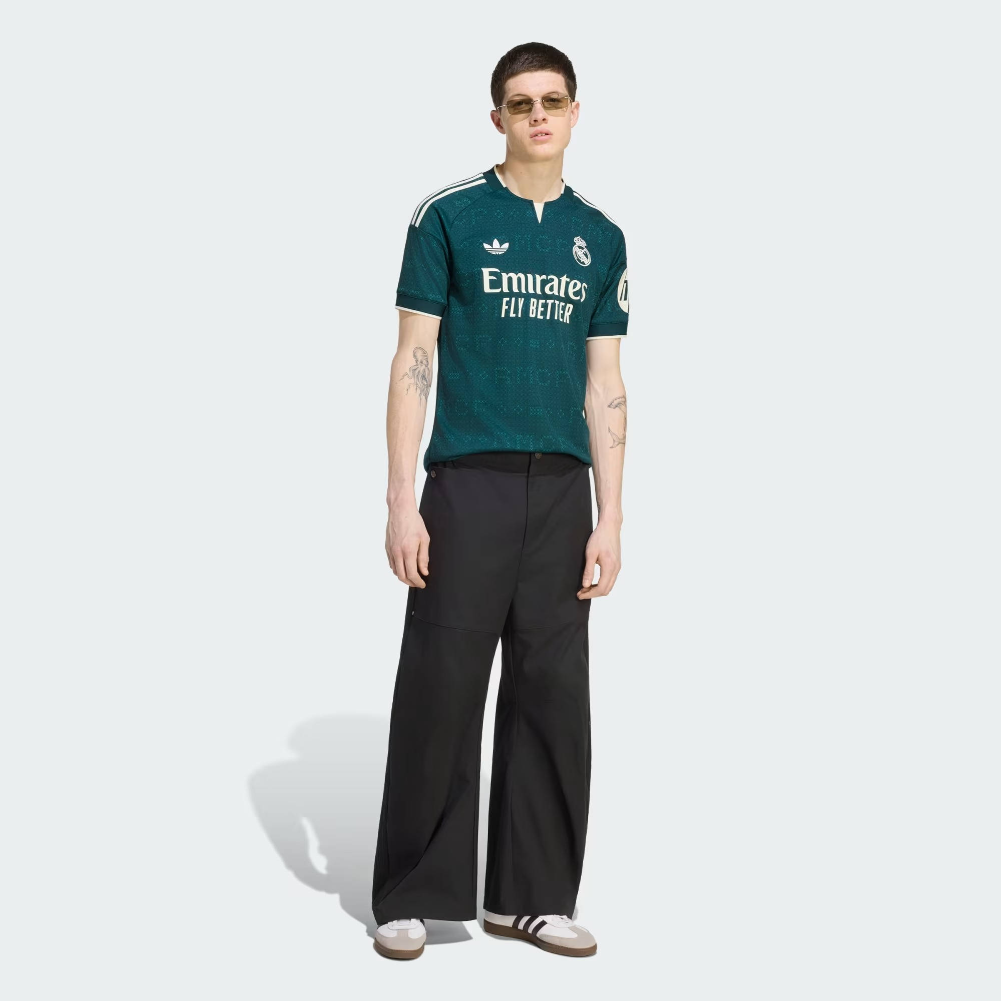 real madrid away kit fit pic