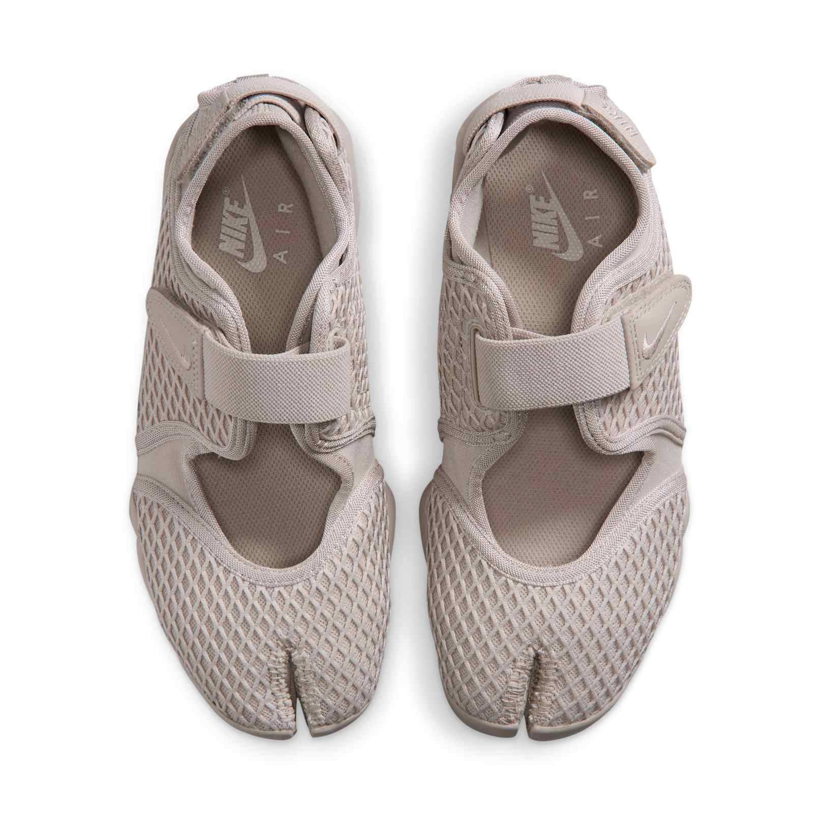 Nike Air Rift Cream Light Orewood Brown HM8288 200 middle