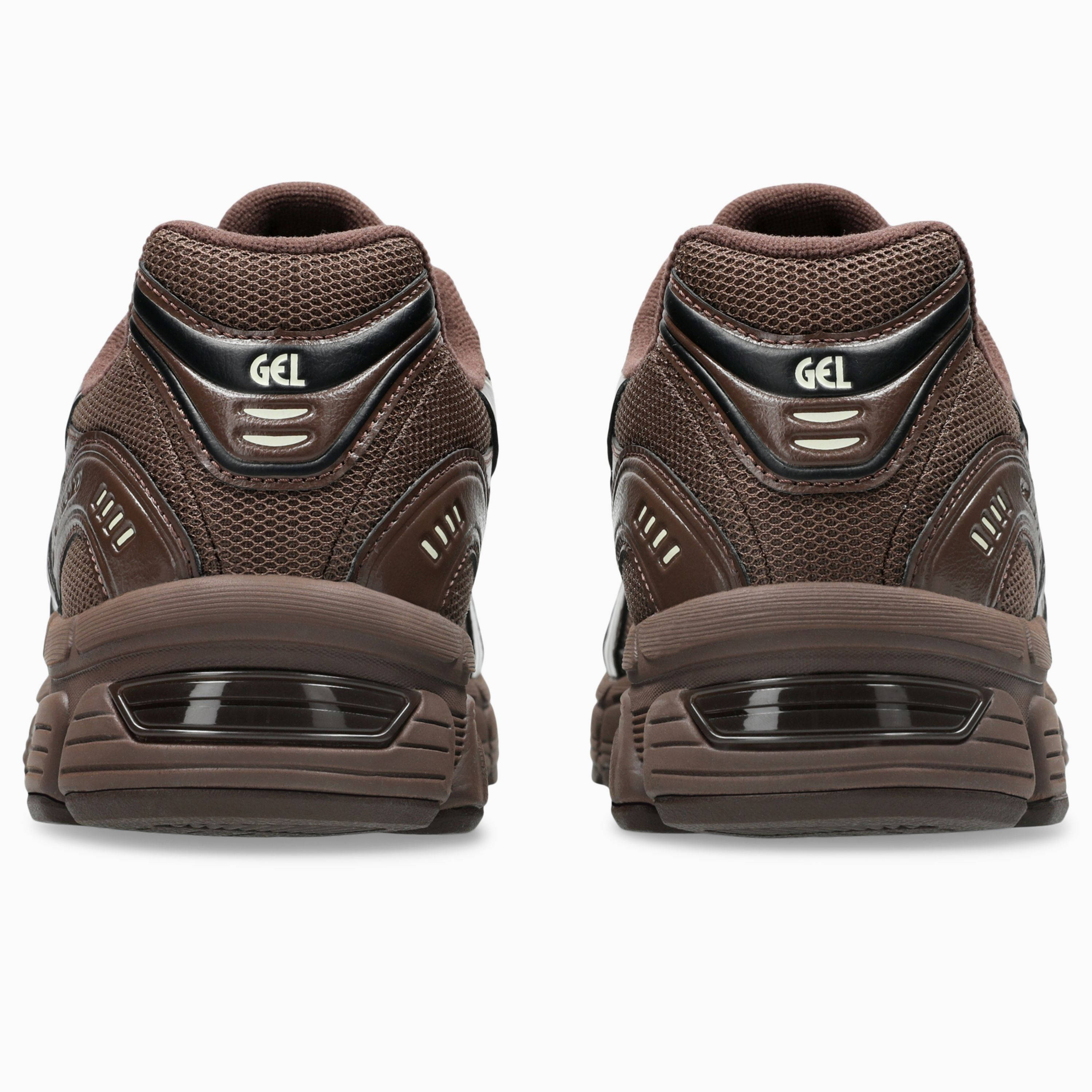 emmi x Asics Gel Stratus MC Brown Storm 1203B257 200 back