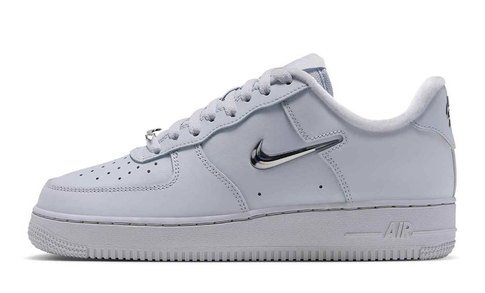 Nike Air Force 1 Low 07 Chrome Swoosh