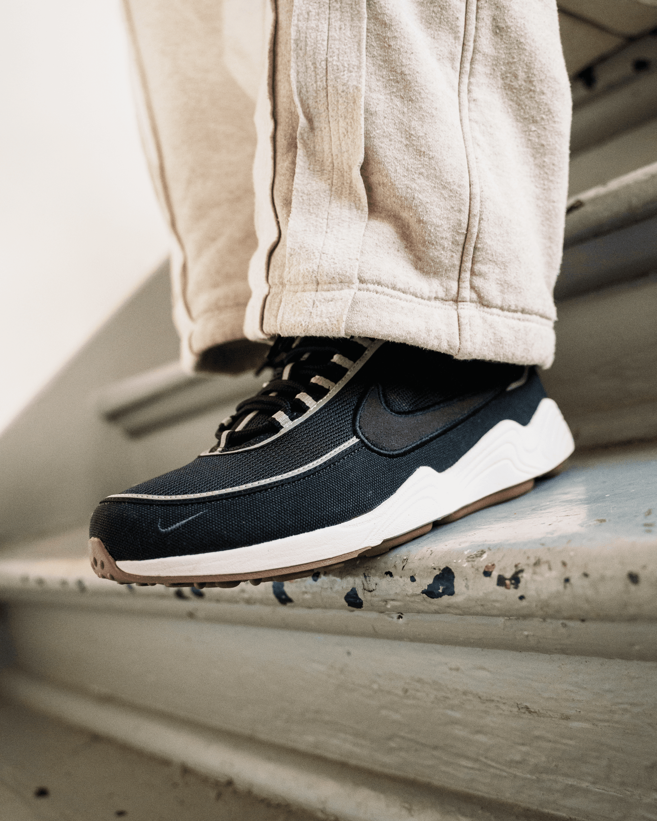 Nike Air Zoom Spiridon Off Noir Cave Purple