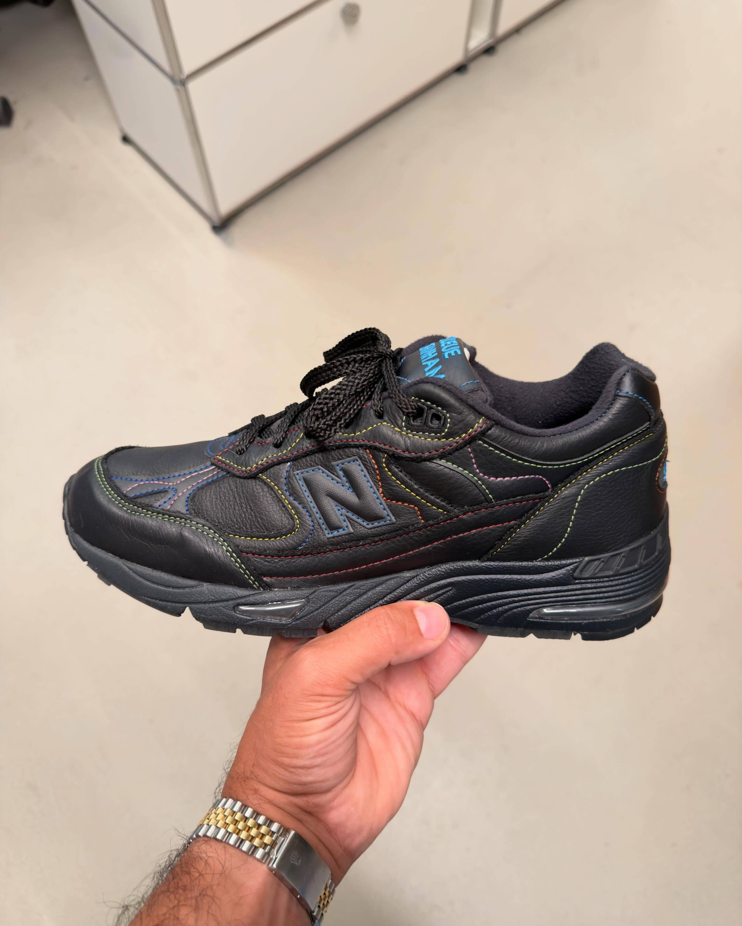 bleue burnham x new balance 991v1 black leather in-hand