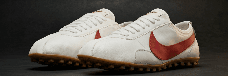 Nike Moon Shoe White Team Crimson