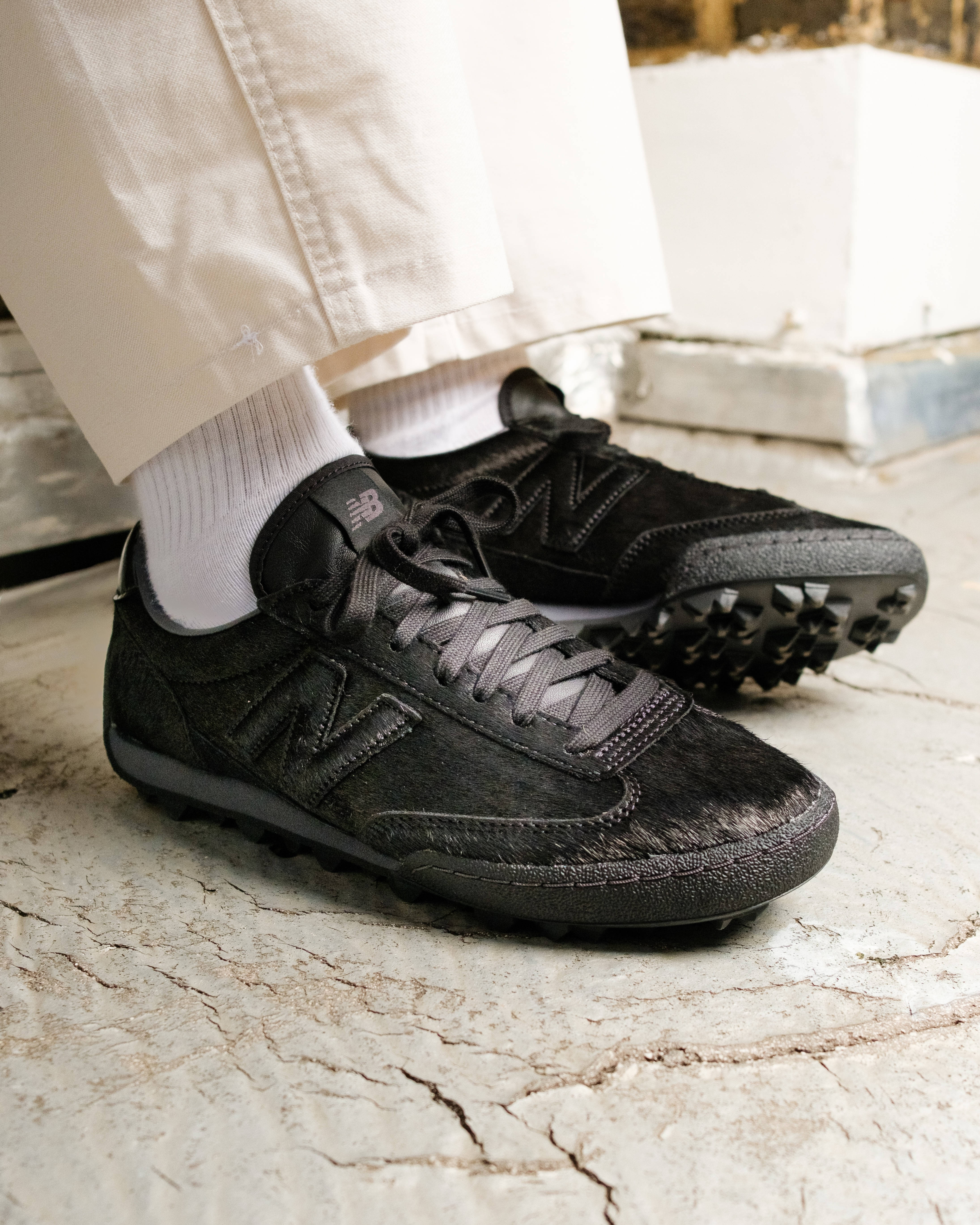 pony hair new balance gator run on feet