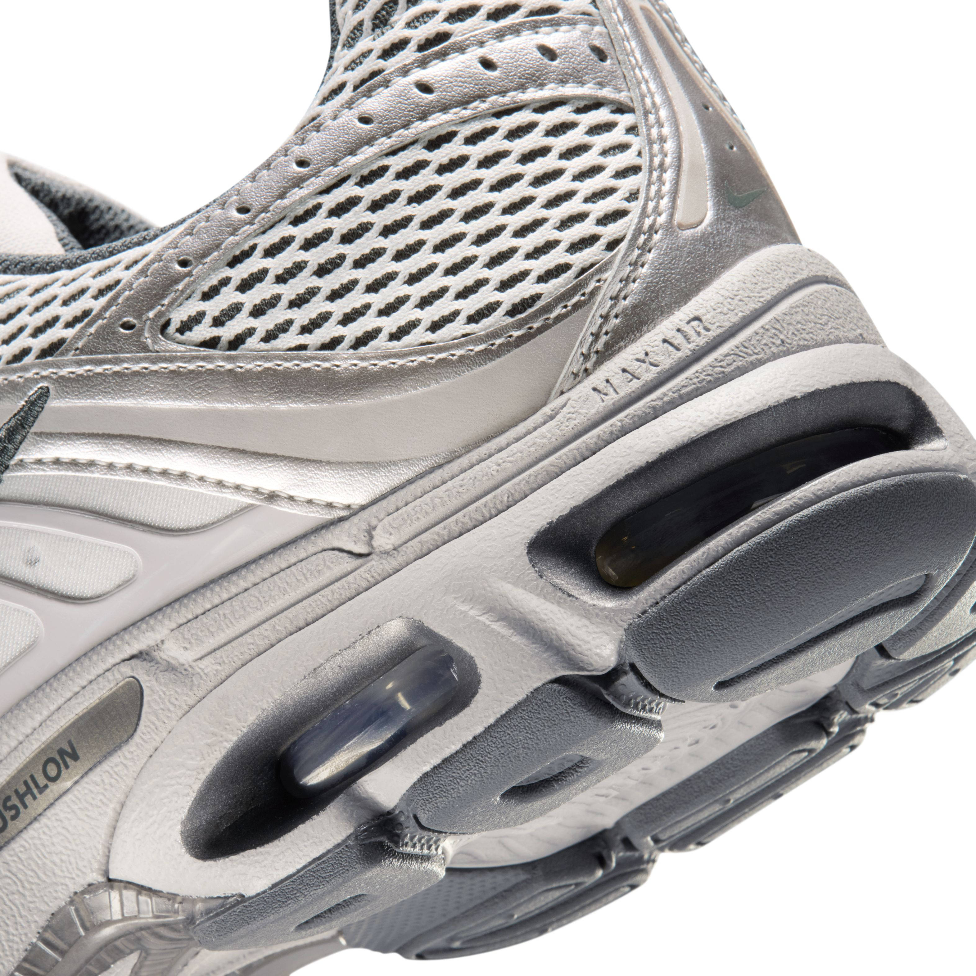 Nike Air Max Moto 2K Vast Grey IO9279 008  heel