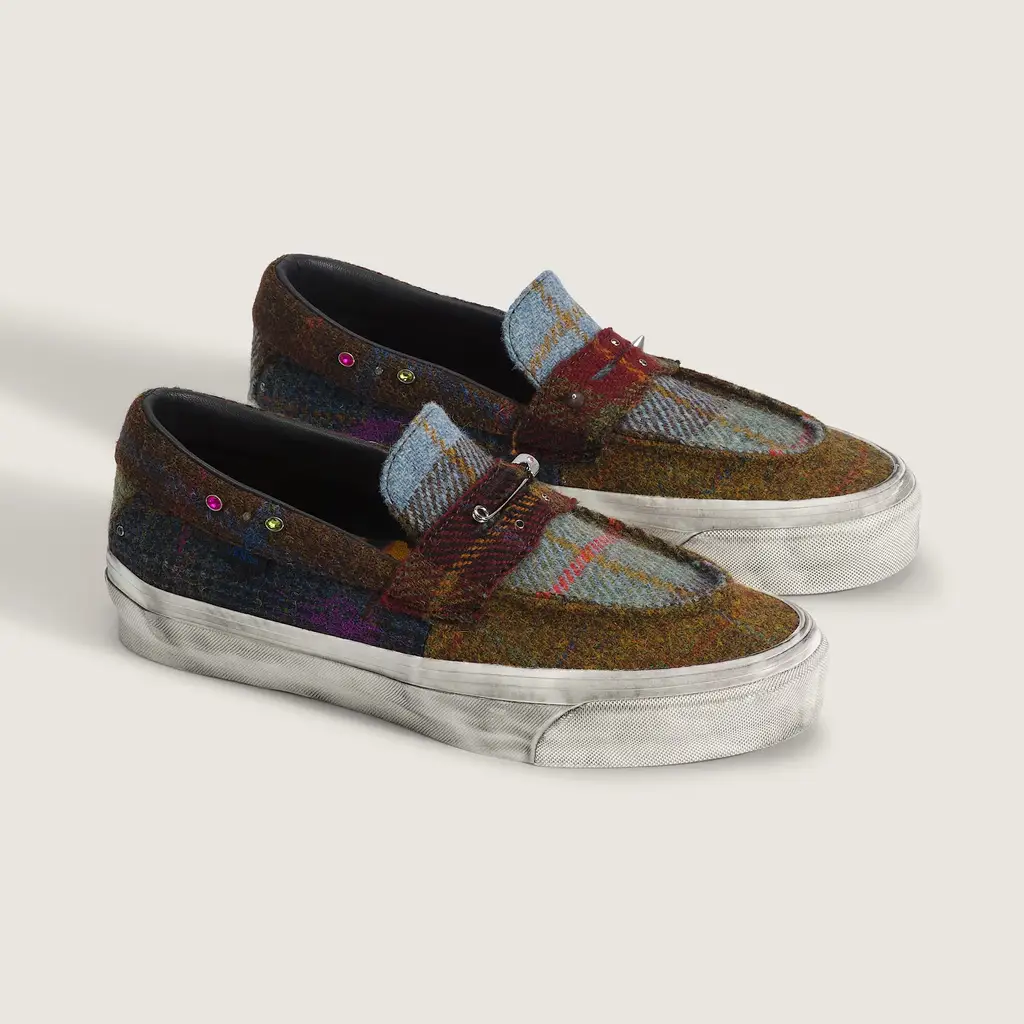 Harris Tweed x Vans Old Skool heel view showing navy leather heel panel and studded detailing