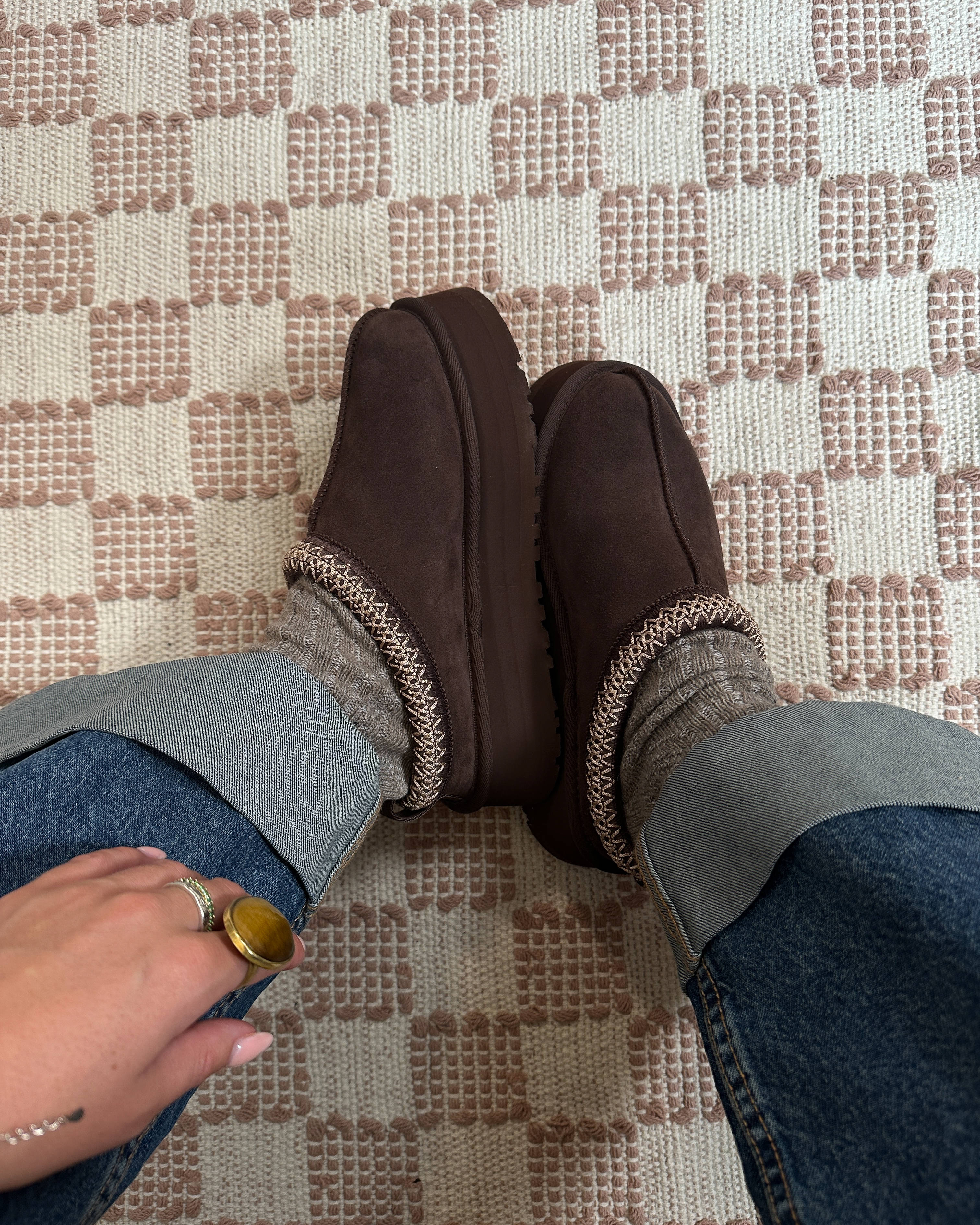 UGG Tazz Slippers Hickory