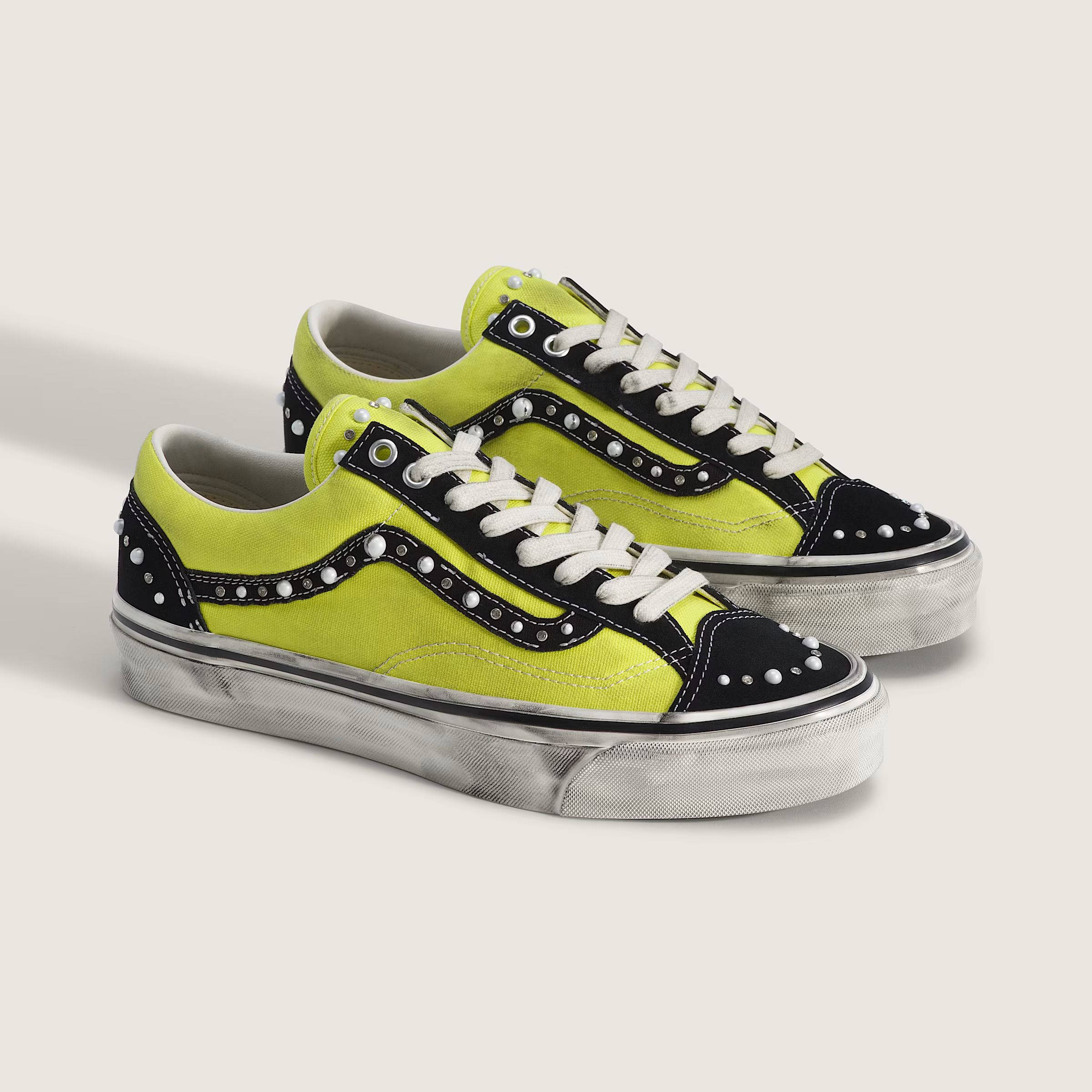 Vans Old Skool 36 Pearlized Yellow Lime VN000E8VHHC front