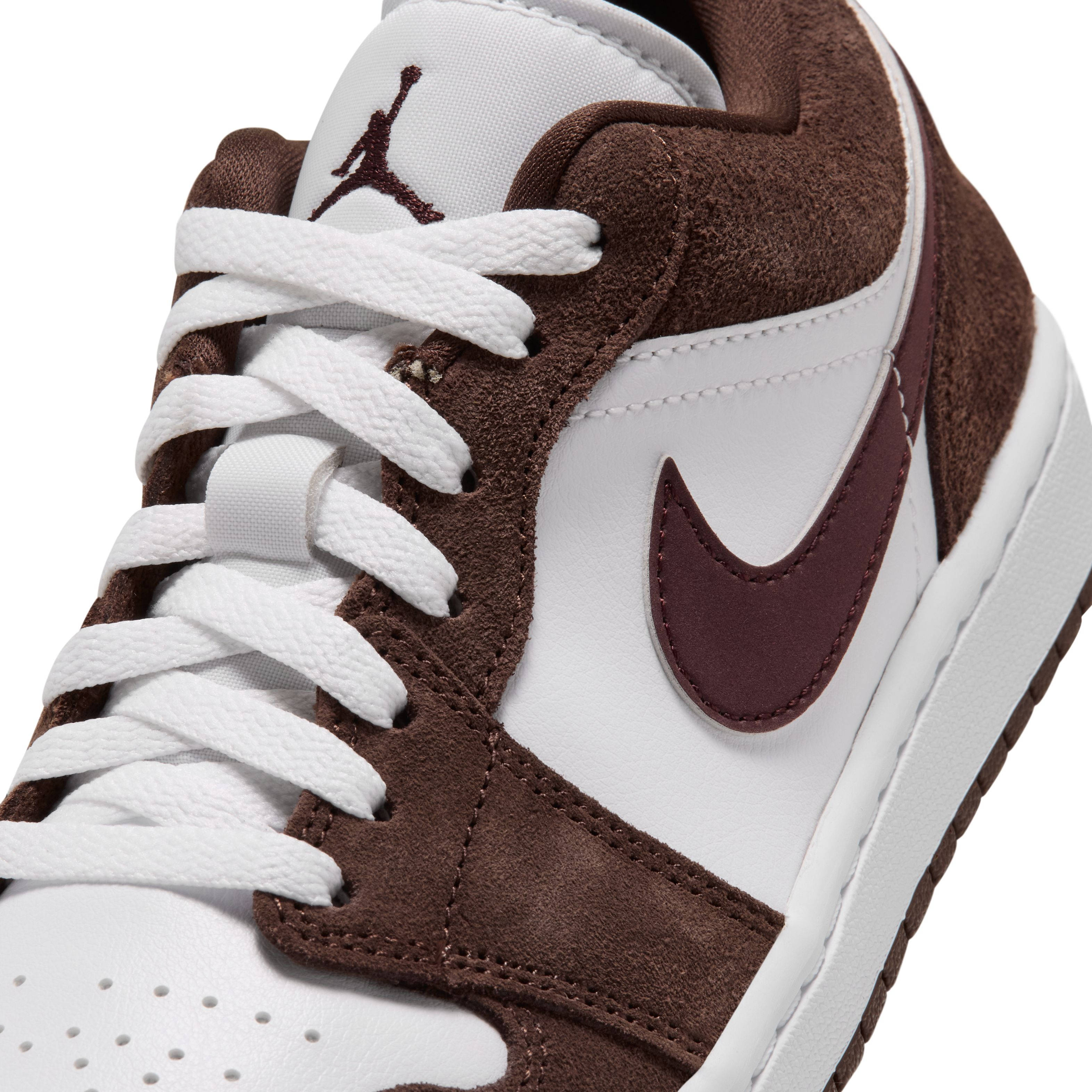 Air Jordan 1 Low Cacao Wow White DC0774 206 tongue