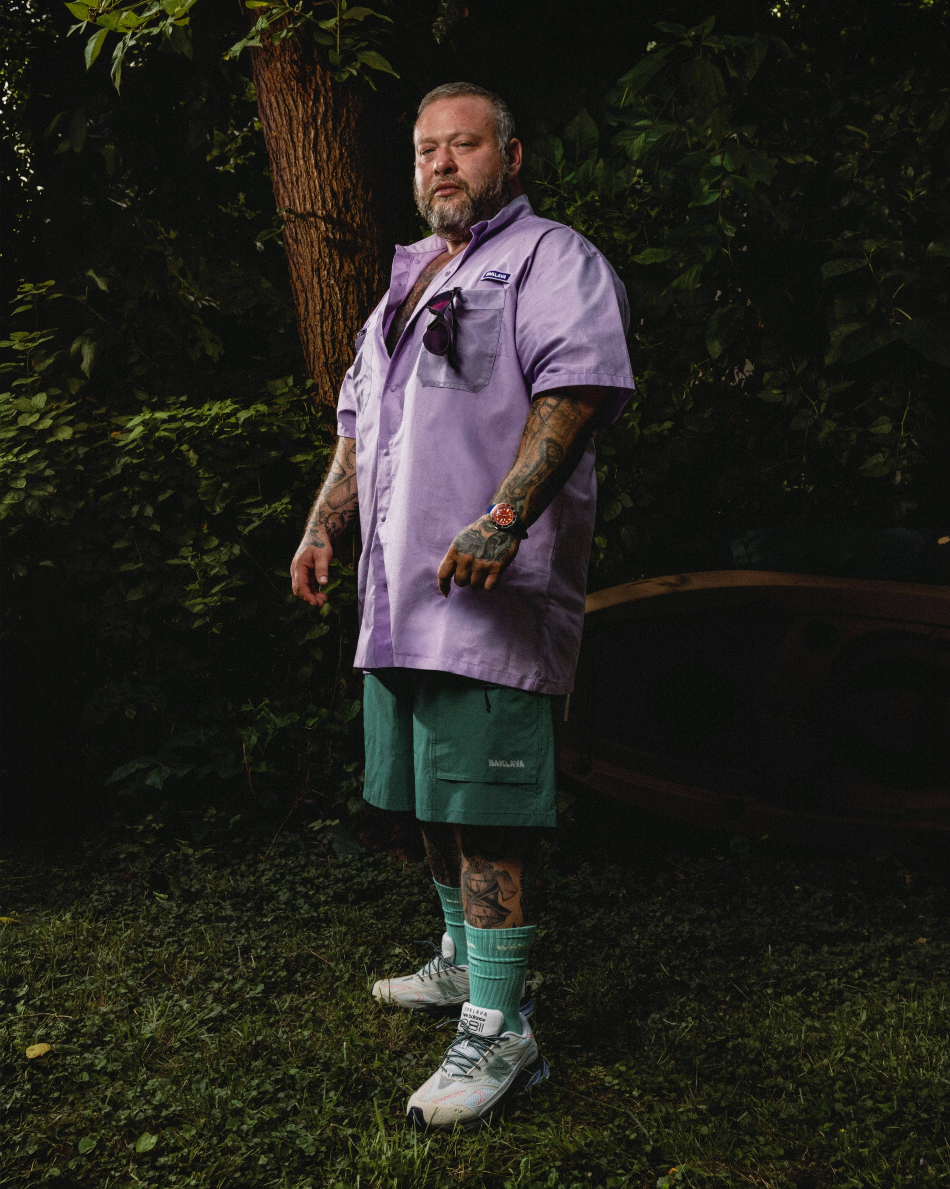 action bronson 2811 white blue