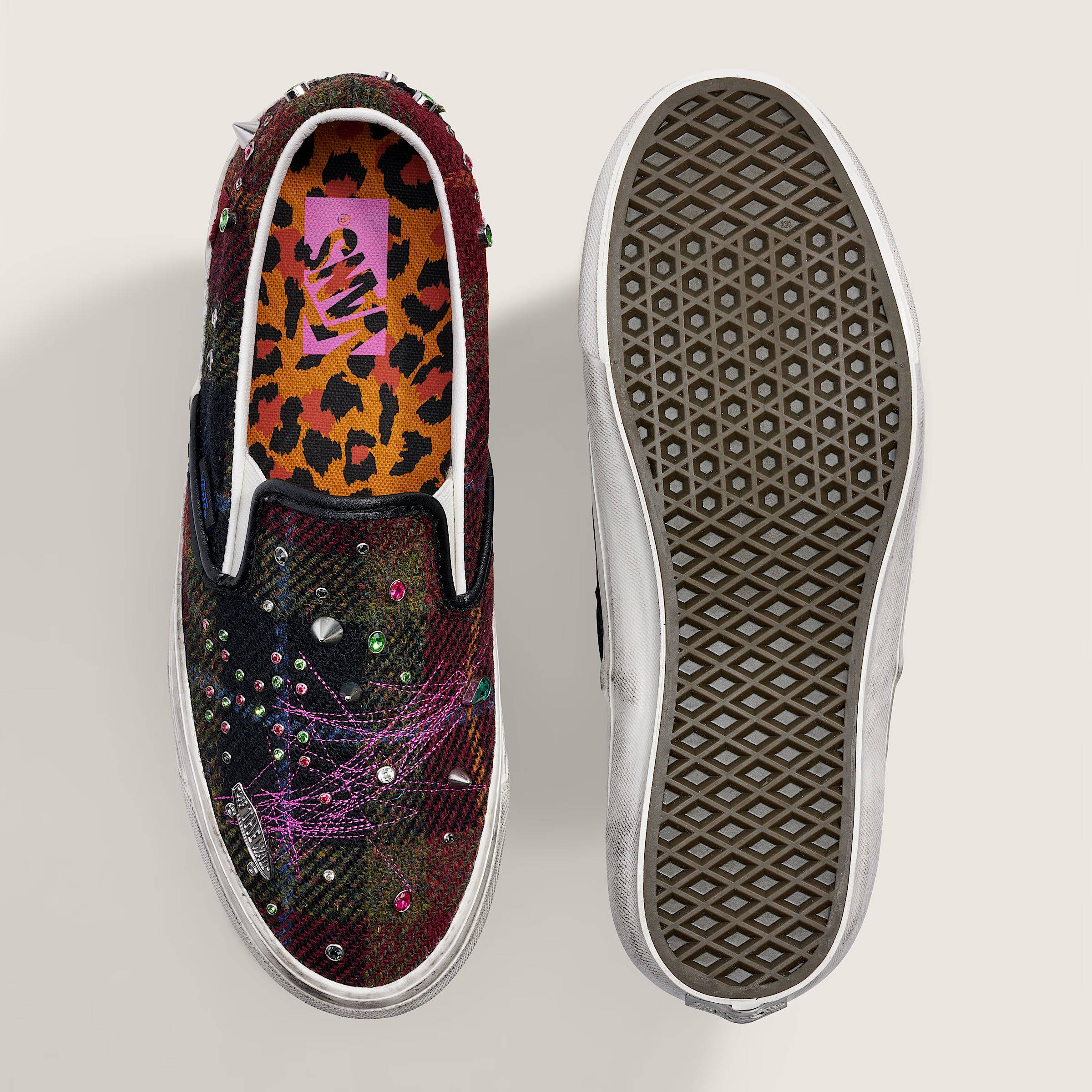 Harris Tweed x Vans Premium Classic Slip On Red VN000E96BJN middle