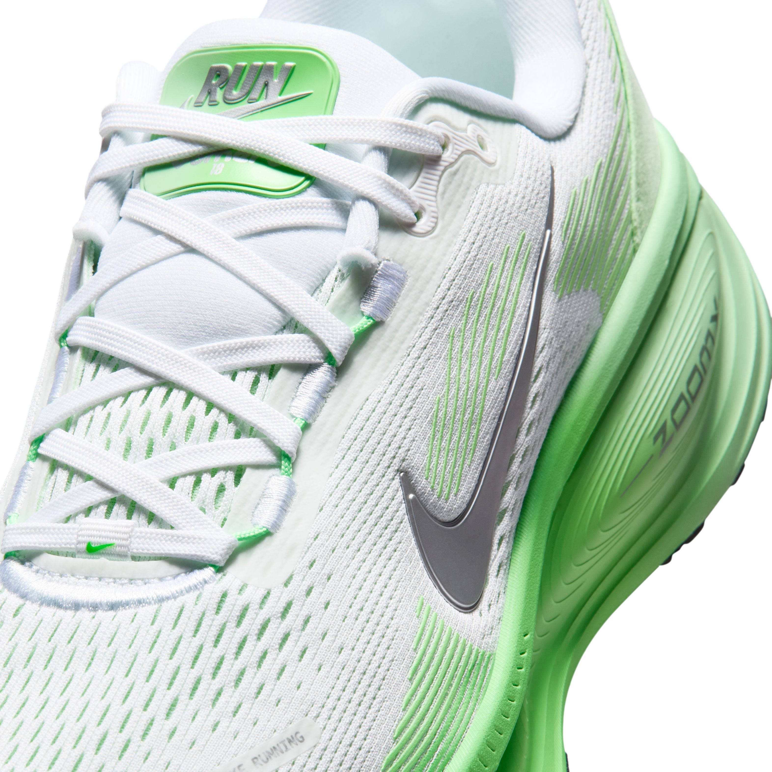 Nike Vomero 18 White Green Silver HM6804 117 tongue