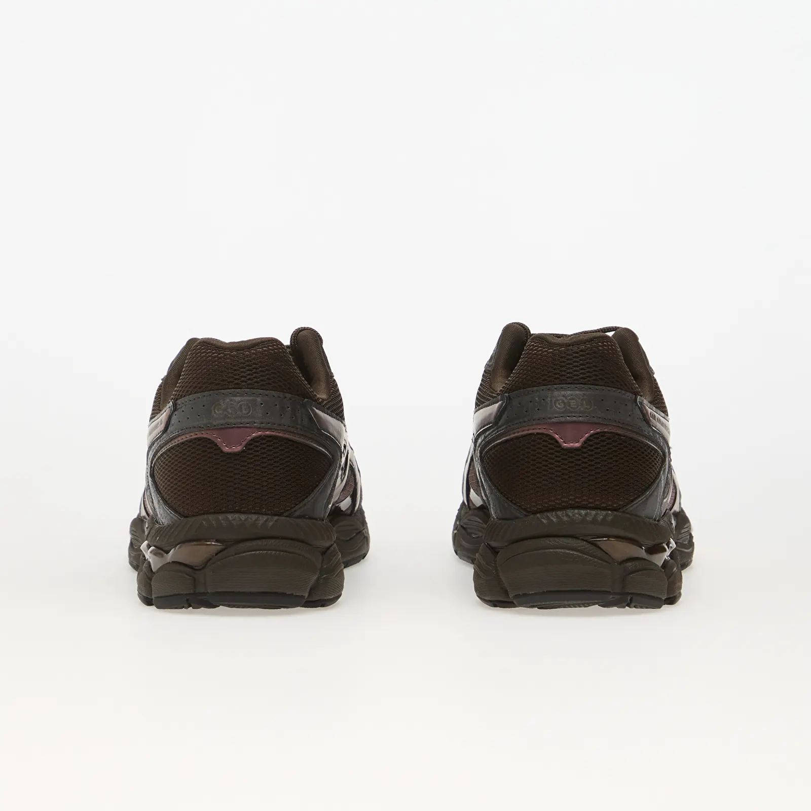 ASICS Gel Cumulus 16 Cocoa PowderBlack 1203B072 200 back