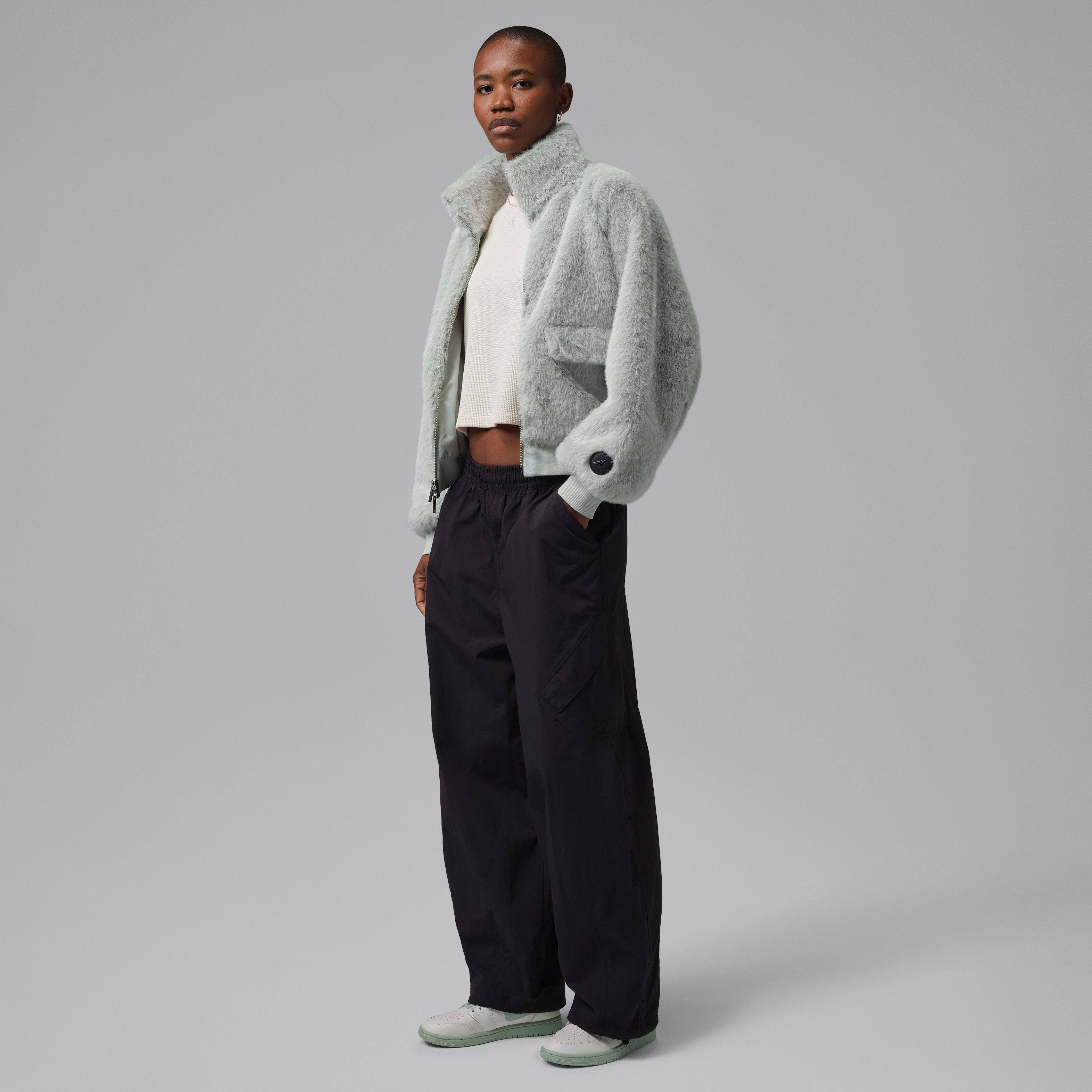 Air Jordan 1 Mid Sail Pistachio Frost BQ6472 124 on foot