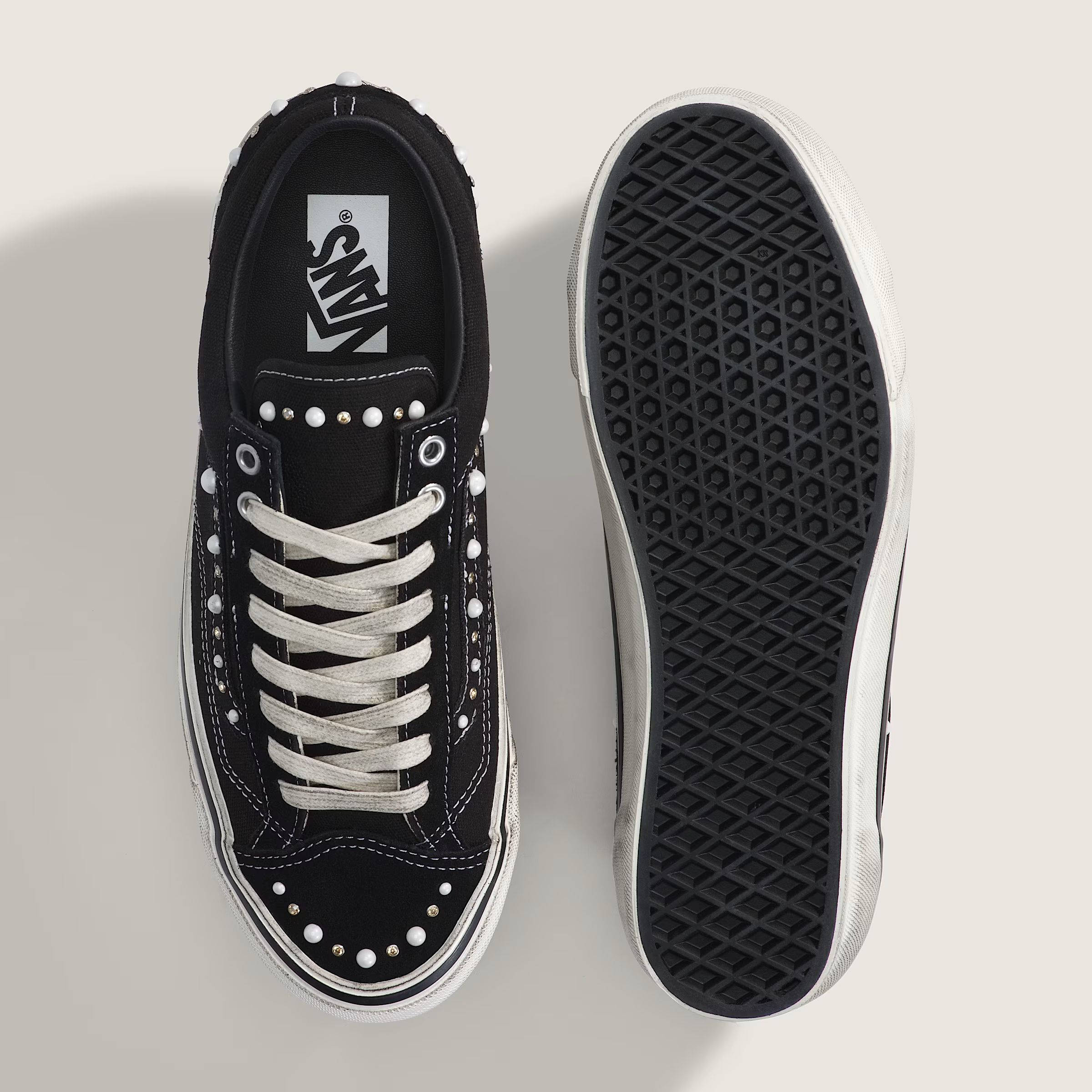 Vans Old Skool 36 Pearlized Black VN000ZB8BPR middle