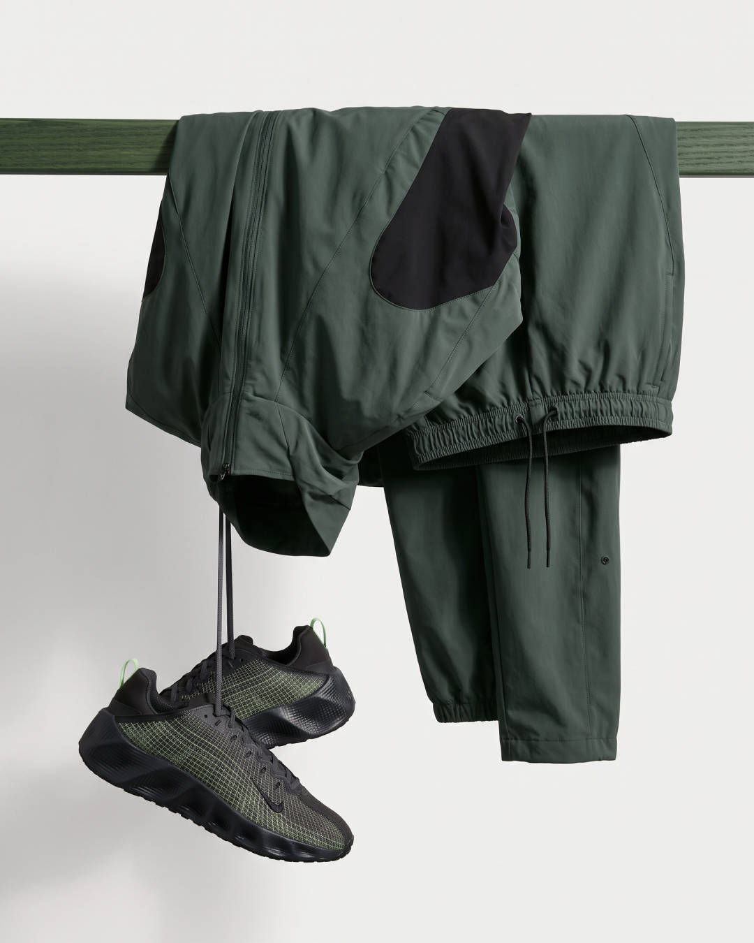 Nike green outfit