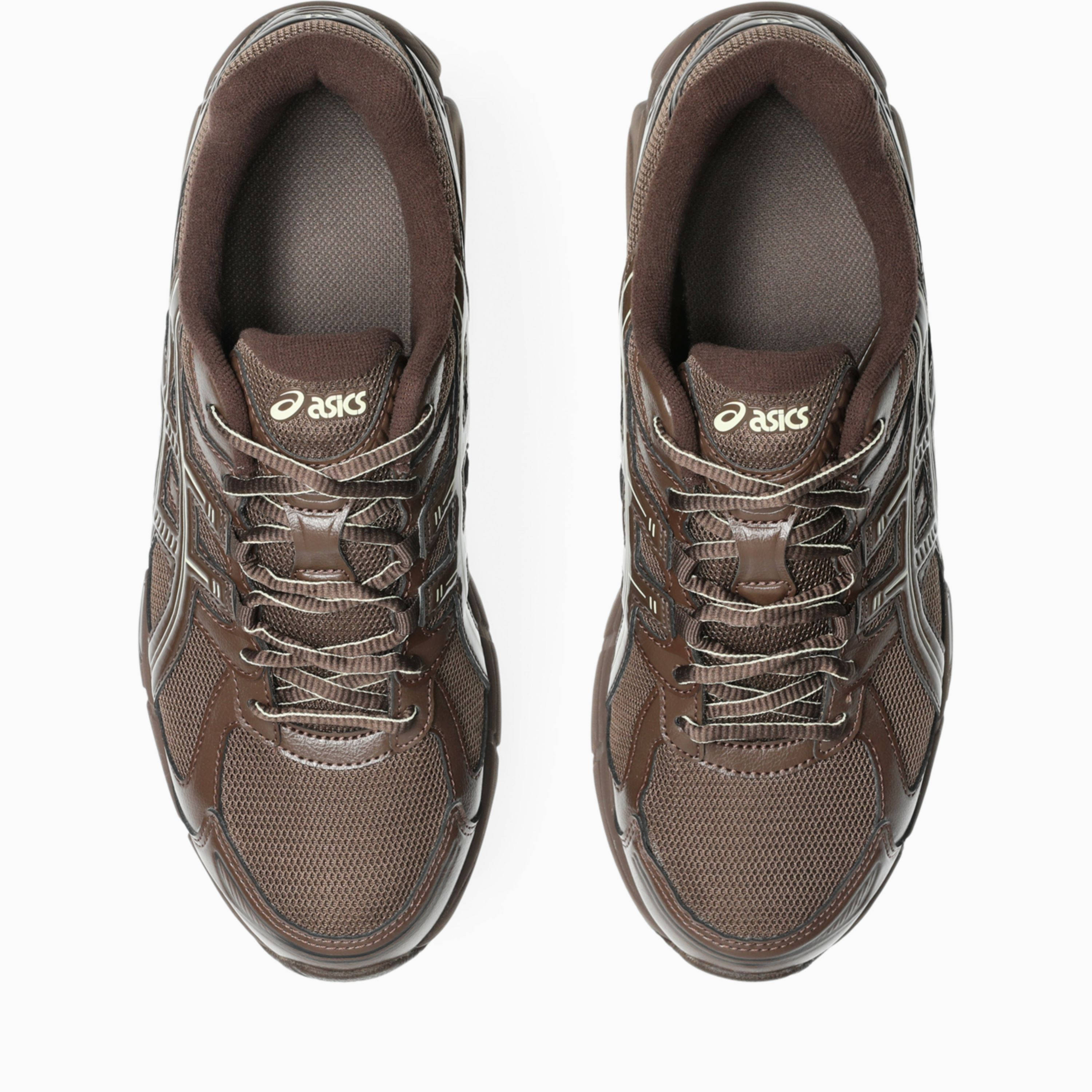 emmi x Asics Gel Stratus MC Brown Storm 1203B257 200 middle