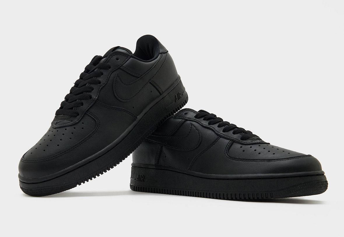 Nike Air Force 1 Low '01 Triple Black IV4501 001 front