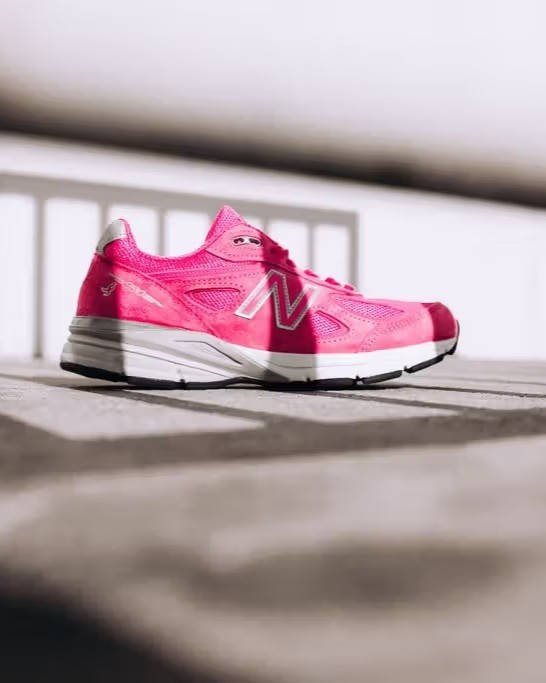 susan g Komen x NB990v4