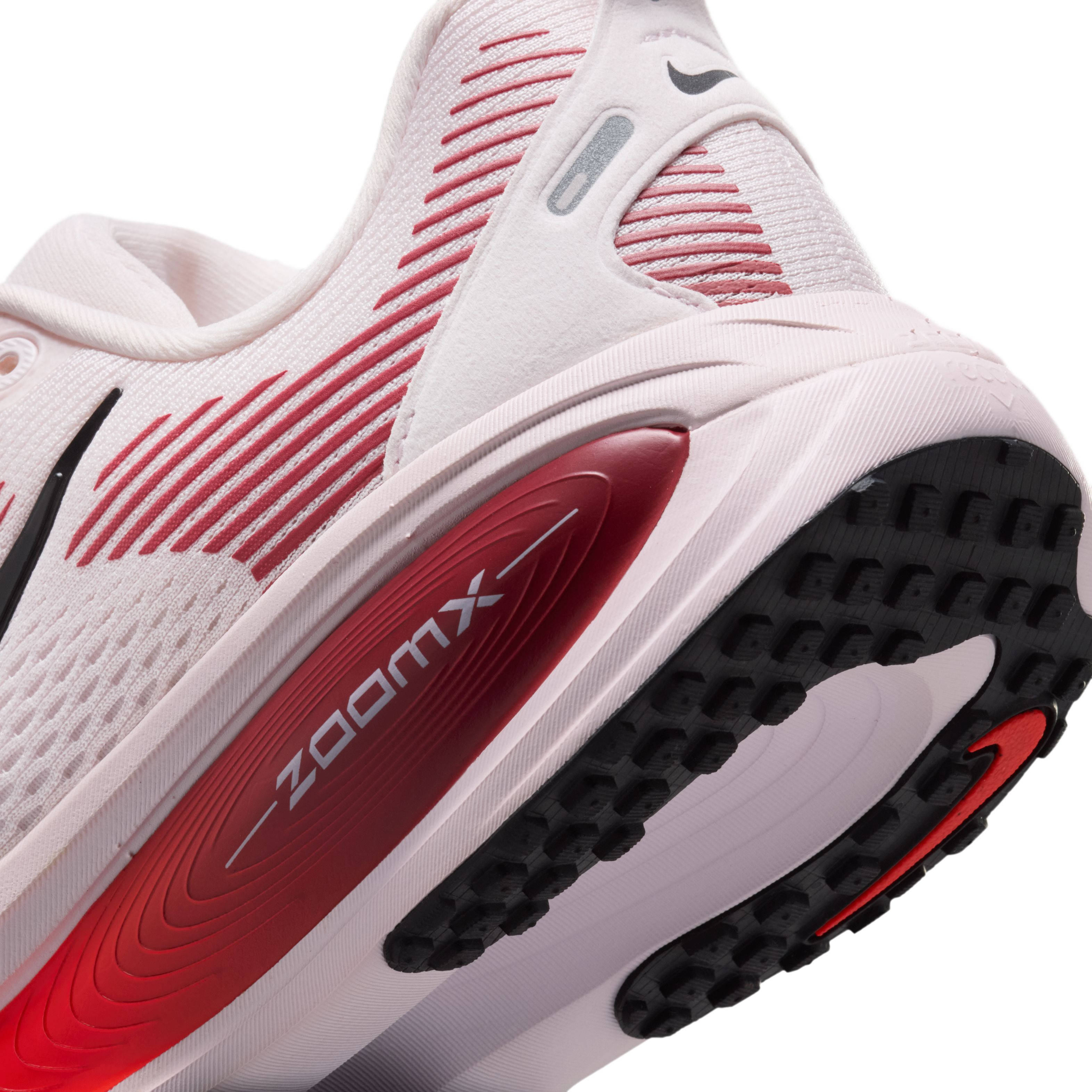 Nike Vomero 18 Pearl Pink Crimson HM6804 606 heel