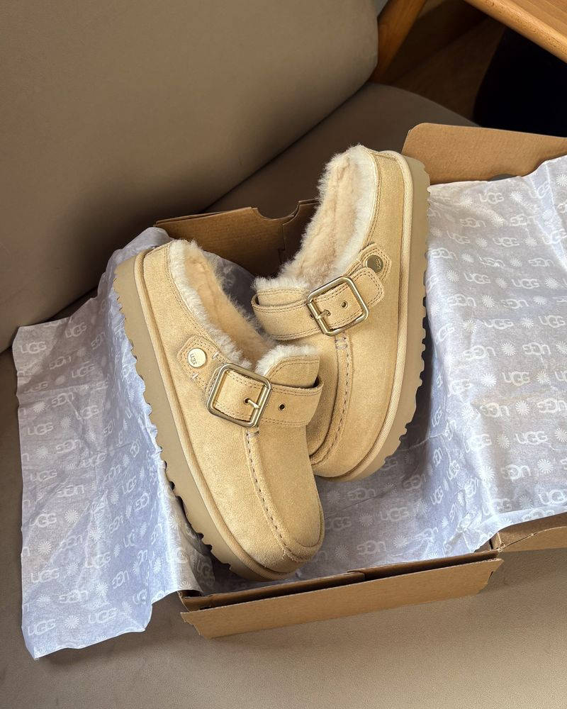 UGG