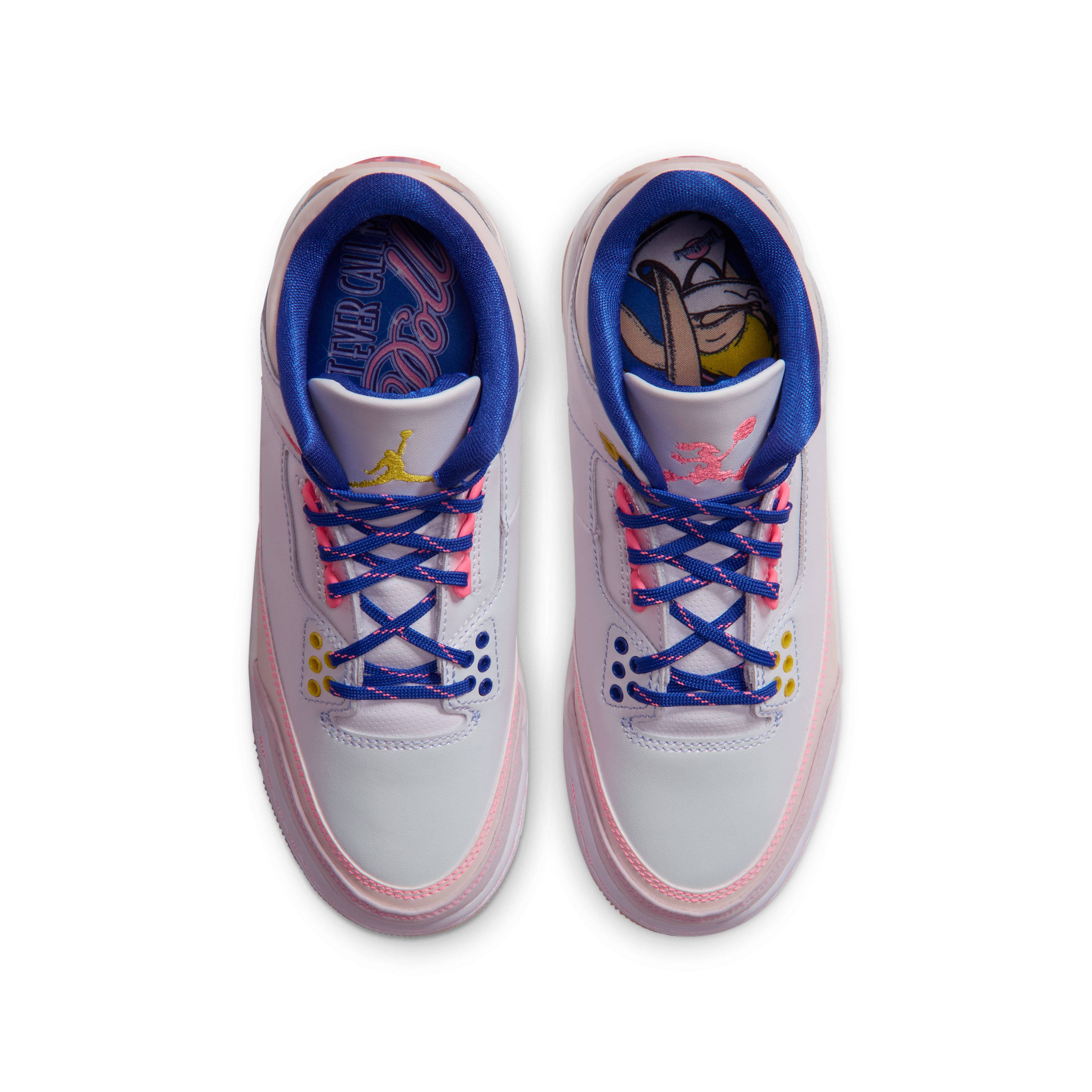 Air Jordan 3 GS Lola Bunny IZ1694 600 middle